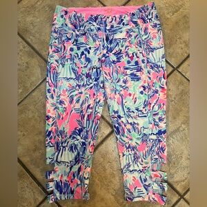 LN LILLY PULITZER LUXLETIC CAPRI PANTS, in bright shades of PINK & BLUE SZ XL